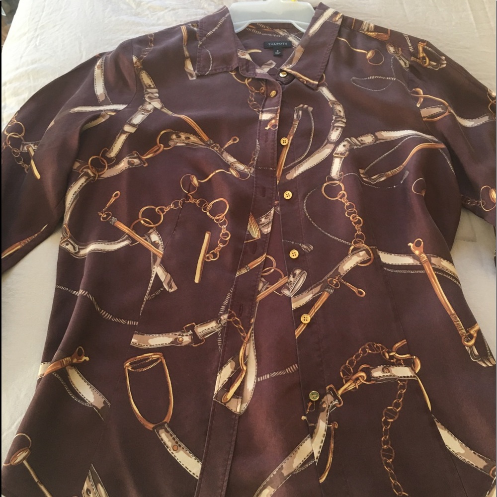 Beautiful SOLD 🌹🌹🌹vintage Silk Shirt ..